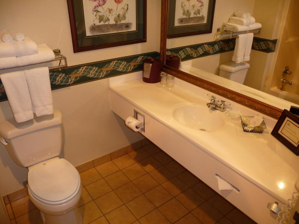 Fairhaven Village 3*